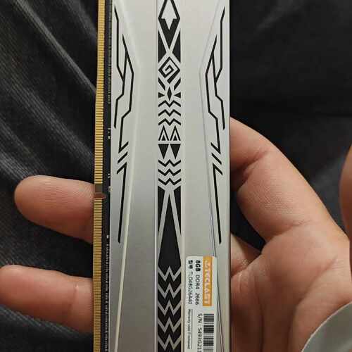 台电Teclast 8G DDR4 2666MHz马甲内存条