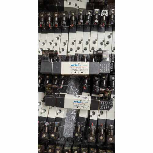 议价亚德客电磁阀4V130C06DC24V原装设备拆维修