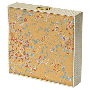 五金首饰盒新婚礼物带锁中式复古订结婚陪嫁五三黄金色首饰收纳盒