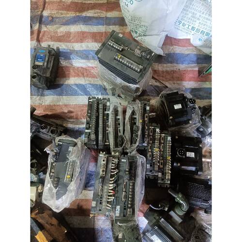 议价驱动器PY0A150E一个PY0A015E两个PY0可维修