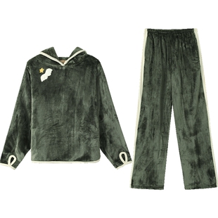 秋鹿法兰绒连帽居家服女秋冬保暖可爱毛绒睡衣女生冬季可外穿套装