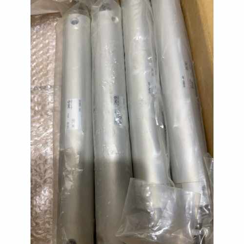 议价SMC伸缩气缸CG1BN32200Z全新一共4个维修
