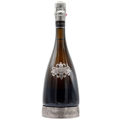 九种基酒调配24个月超长酒泥陈酿