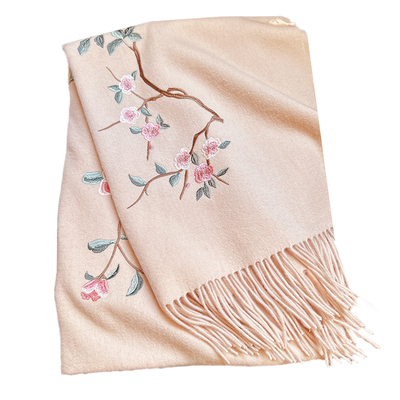 羊毛围巾披肩女外搭2025新款刺绣秋冬保暖旗袍披风送妈妈生日礼盒