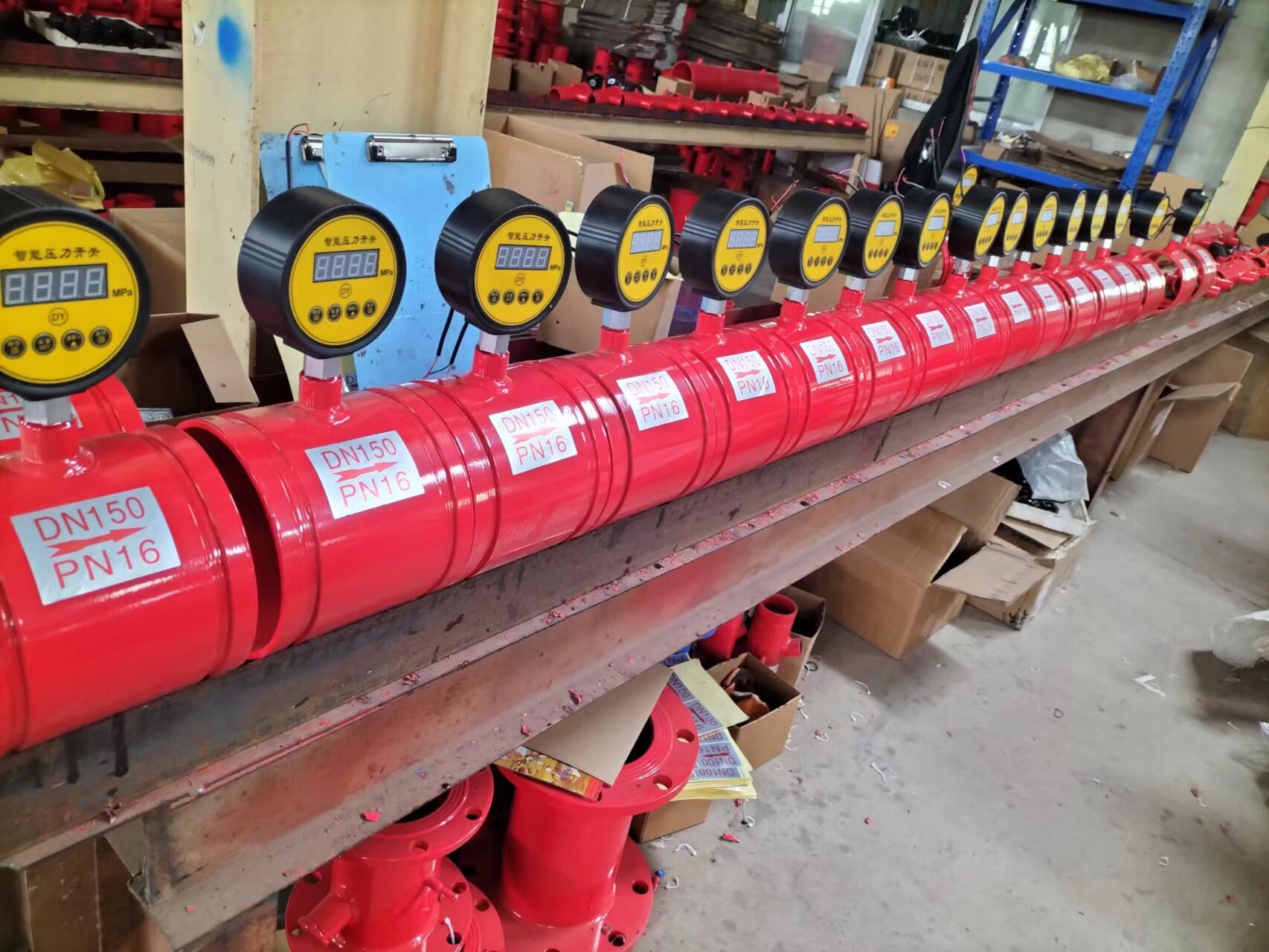 消防新规压力开关智能数显低压力开关水泵法兰沟槽管道压力控制器