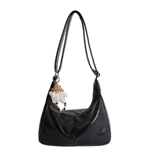 大容量包包女款2026新款潮高级感轻奢小众单肩包通勤托特包斜挎包