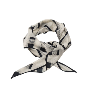 夏季薄款防晒丝巾女高级感时尚三角巾海边度假抹胸披肩头巾头纱