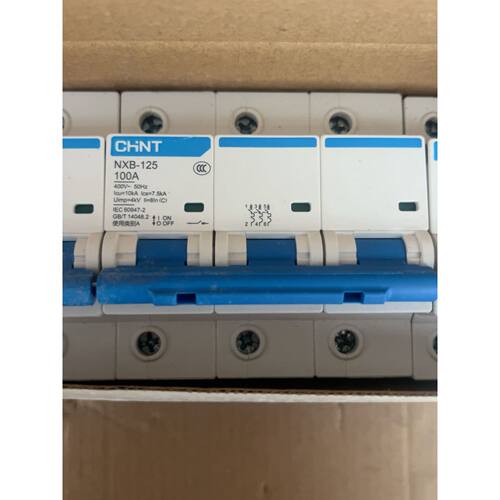 NXB-125 正泰 空气开关 三相100A，全新
