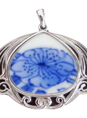 手工纯银青花古瓷挂坠特色