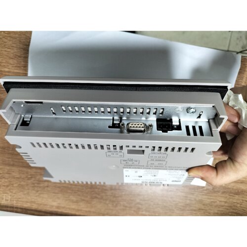 议价触摸屏6AV66420AA110AX1适用