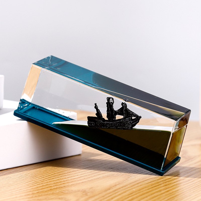 创意入油油滴摆件卡通液体漂浮家居装饰礼品解压摆件海盗船熊猫