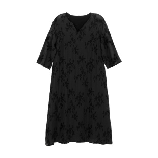 美丽客栈大码女装高端轻奢正式场合宽松显瘦连衣裙圆领七分袖裙子