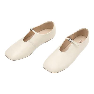 St&Sat/星期六平跟女单鞋平底新款小皮鞋圆头鞋时尚牛皮女鞋