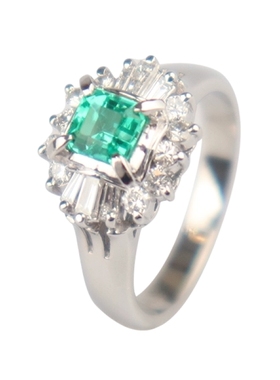 中古95新日本进口商品祖母绿群镶钻石戒指铂金90048号