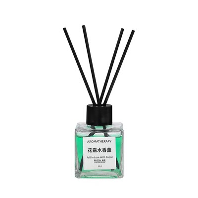 1盒花露水无火香薰室内持久散香家用香氛淡香送挥发棒去异味50ml