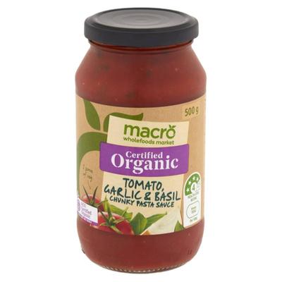 macro有机意大利面酱番茄蒜罗勒