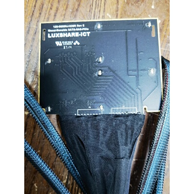 议价ThinkstationP700系列专用硬盘背板全新维修
