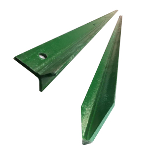 铁丝网立柱草原网立杆圈地牛马羊养殖网柱Y型柱钢丝网三角固定柱