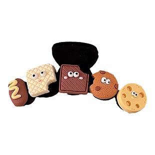 卡通饼干抓夹女高级感2024新款后脑勺鲨鱼夹爱心发夹气质盘发头饰