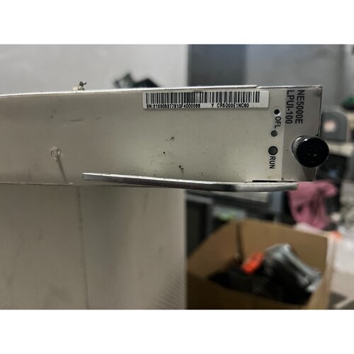 【议价】NE5000E板卡型号LPUI100配有光模块
