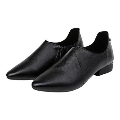 小码女鞋低跟软底皮鞋舒适妈妈鞋