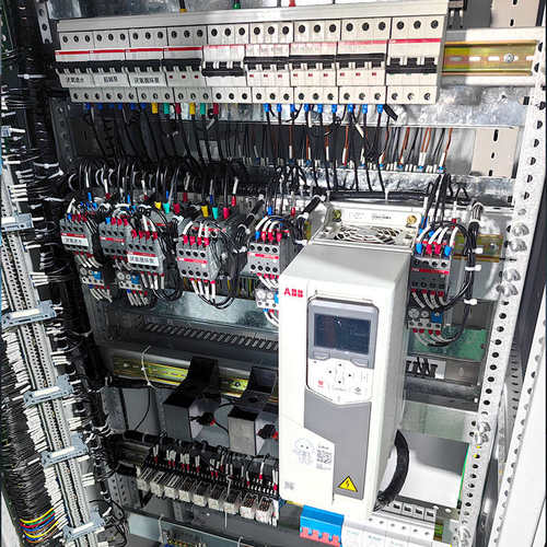 电容补偿柜进线出线柜软启动柜变频柜馈线并网柜高低压成套开关柜