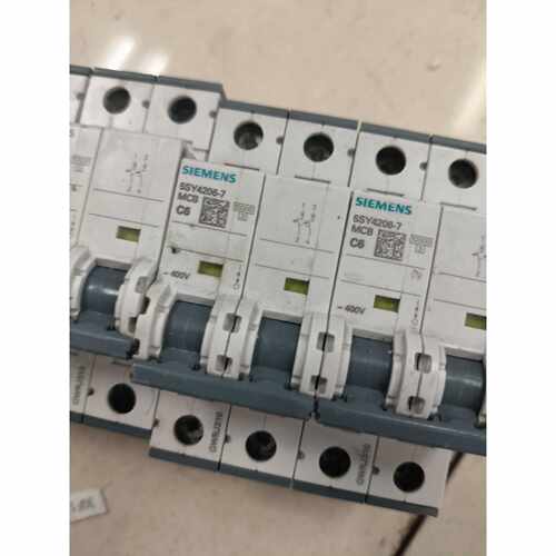 询价-2P 6A开关5SY4206-7 MCB C6有4个，