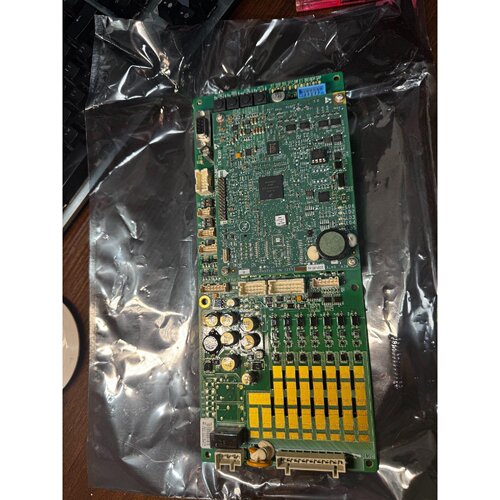 奥的斯DBA26800EE13，原装全新。货在成都，新版本。议价