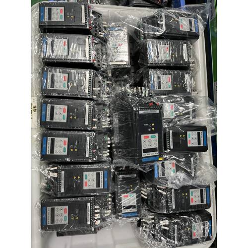汇川400W变频器MD200S0.4成色漂亮可充新