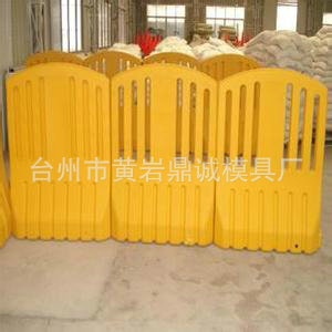 黄岩吹塑围挡模具 吹塑围挡模具 路墙板模具 吹塑门板模具 MOULD
