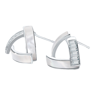 六桂福三角天然母贝耳钉女925纯银耳饰耳针养耳洞新年情人节礼物