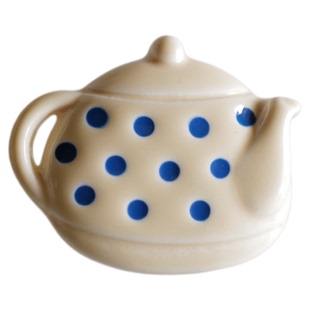 20mmx16mm1颗英国Textile Garden奶白底色蓝波点茶壶造型纽扣