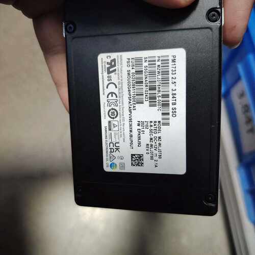 【请询价】出 最新到货 PM1733 3.84T  NVME