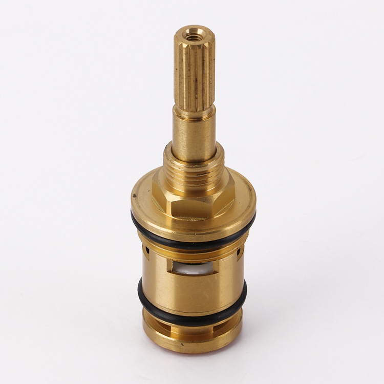 金属批发创添铜制主体加厚快开阀芯单冷陶瓷阀芯水暖五金阀门