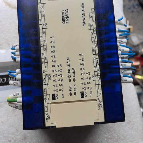 议价欧姆龙PLC TPM1A-30R-A 拆机件 成色还可以