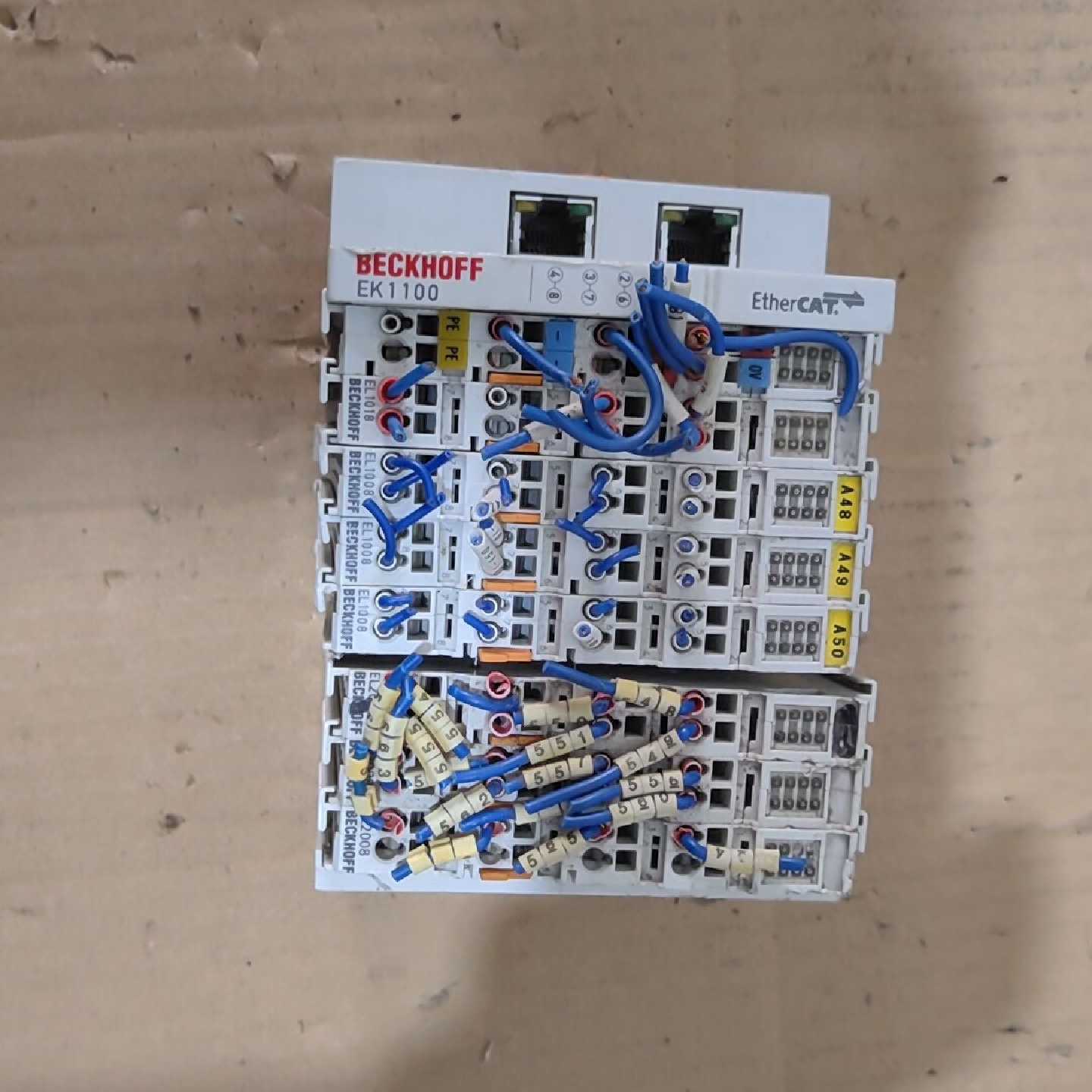 议价拆机倍福PLC,实物拍摄具体看图，模块有点变形，功能正常，主