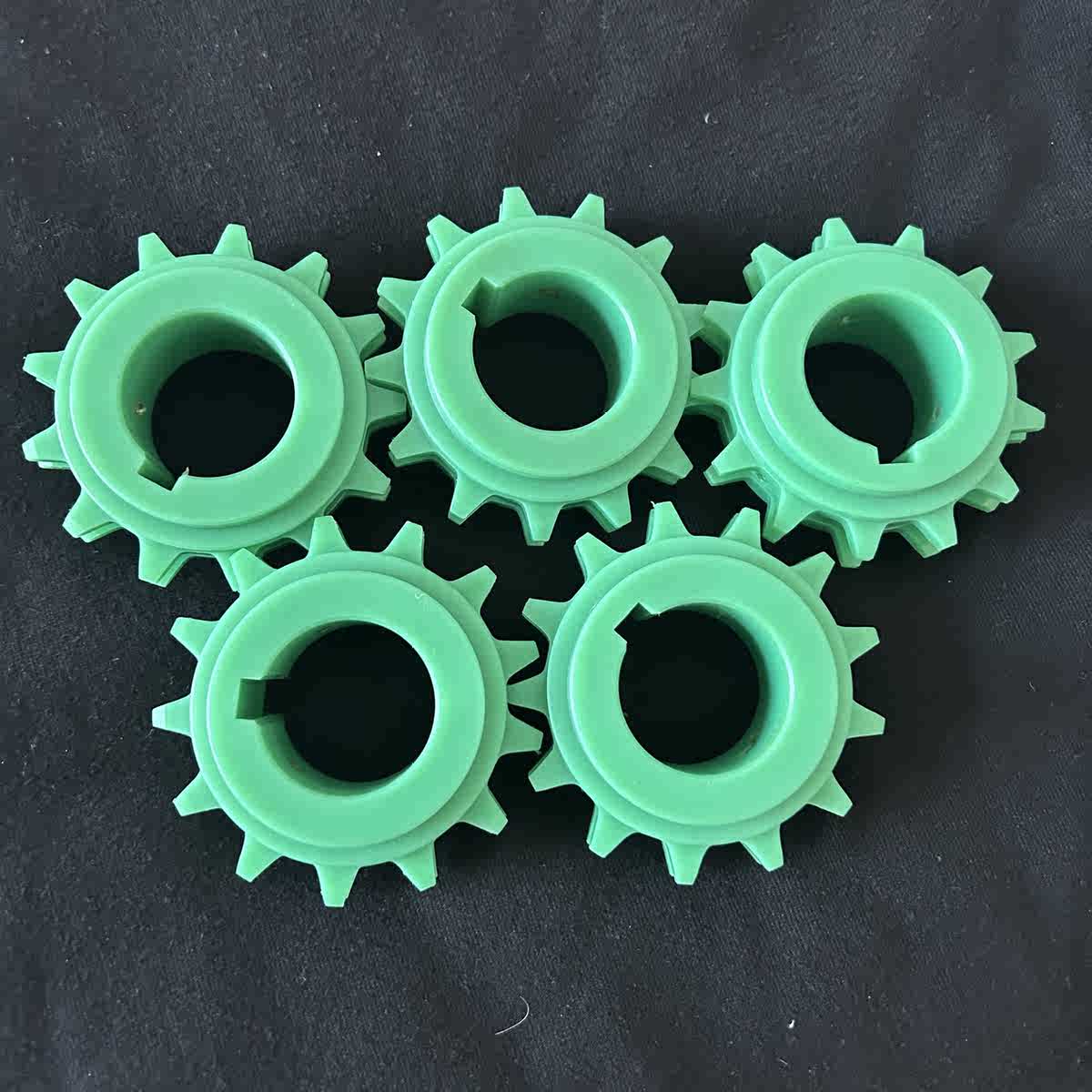 尼龙链轮齿轮Pom塑料单排双排输送链传送链轮齿轮