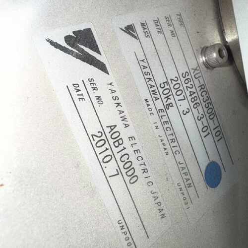安川Yaskawa机器人手臂，型号XU-RC3500D-10—议价