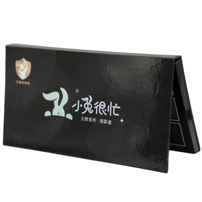 小兔很忙18色眼影盘无滑石粉