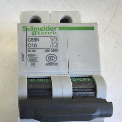 【议价-可维修】  C65N C10A 400V 50HZ 2P /均有货