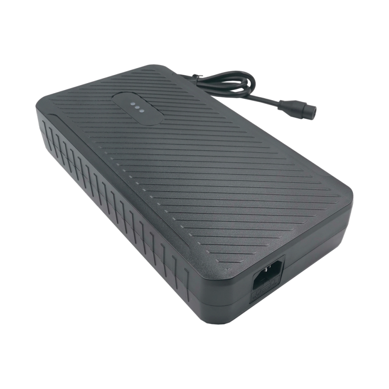 启步KaaboMantis60V5A充电器