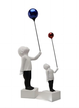 厂家直销树脂客厅气球人物摆件