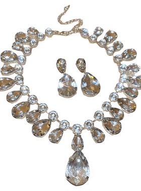 银色闪钻水滴项链耳环