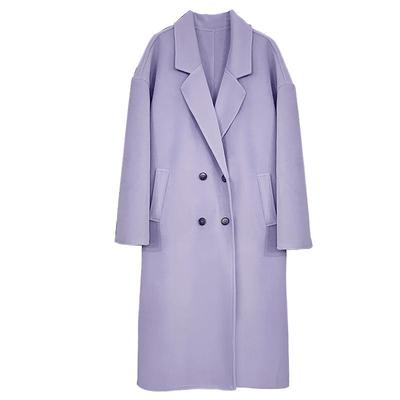 紫色毛呢大衣设计感十足