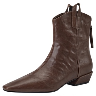 星期六短靴女2025新款秋冬方头粗跟真皮复古百搭时尚休闲时装靴子