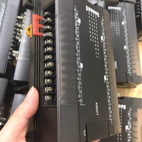 【询价】扩展模块CP1W-40EDT，九成新，，，适用