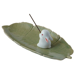 小玉兔陶瓷香薰摆件可爱迷你兔子手绘家用室内檀香线香插香座托盘