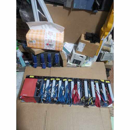 议价Q68DAIN原装正品三菱模块，整套拆机，外壳完好没有