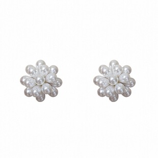 「玻利维亚」珍珠花朵法式高级纯白设计优雅温柔气质小众耳环耳夹