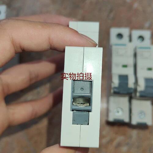溢价-1p空开5SY61208CC